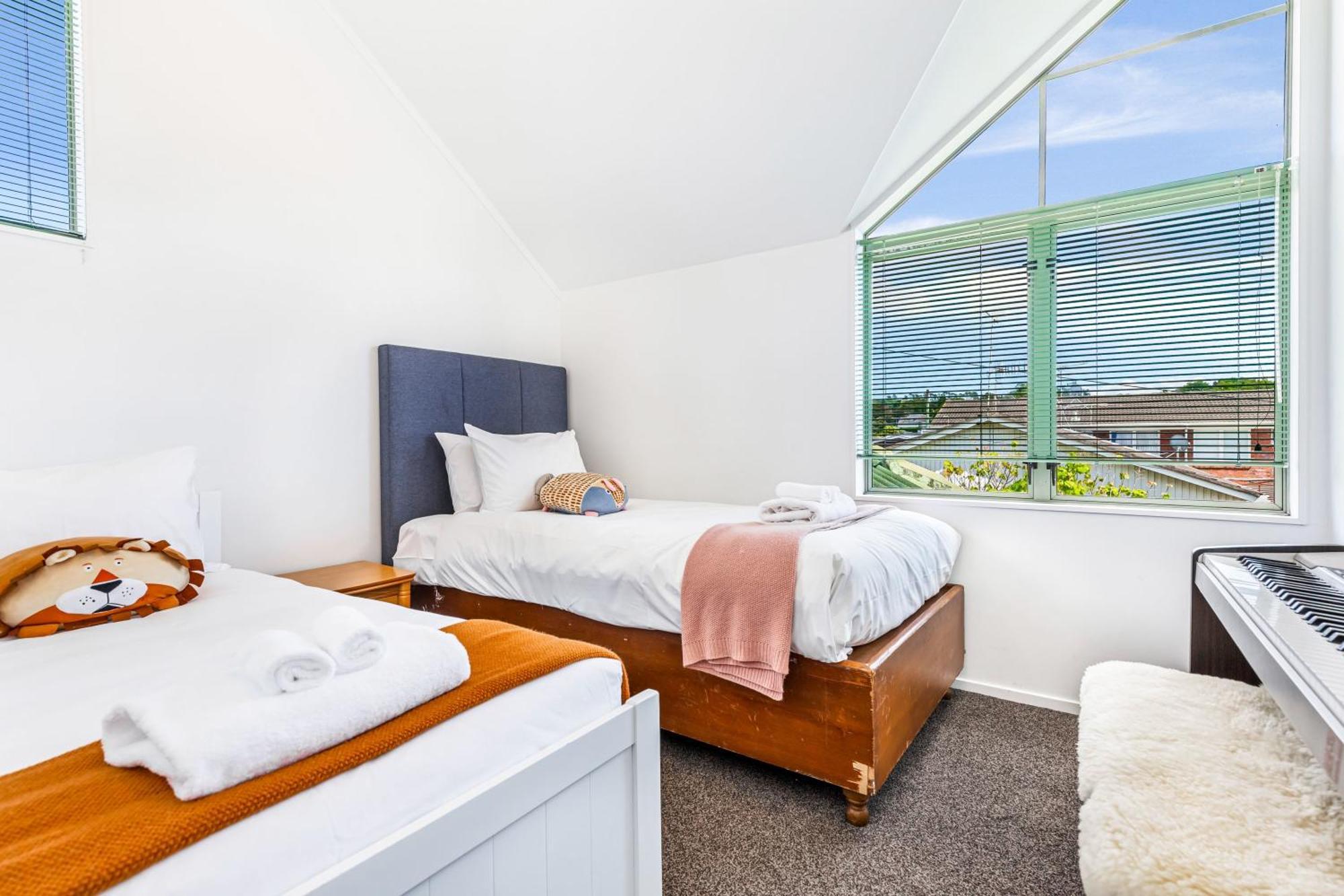 Private And Sunny 3-Bedroom Home With Parking Auckland Exteriér fotografie