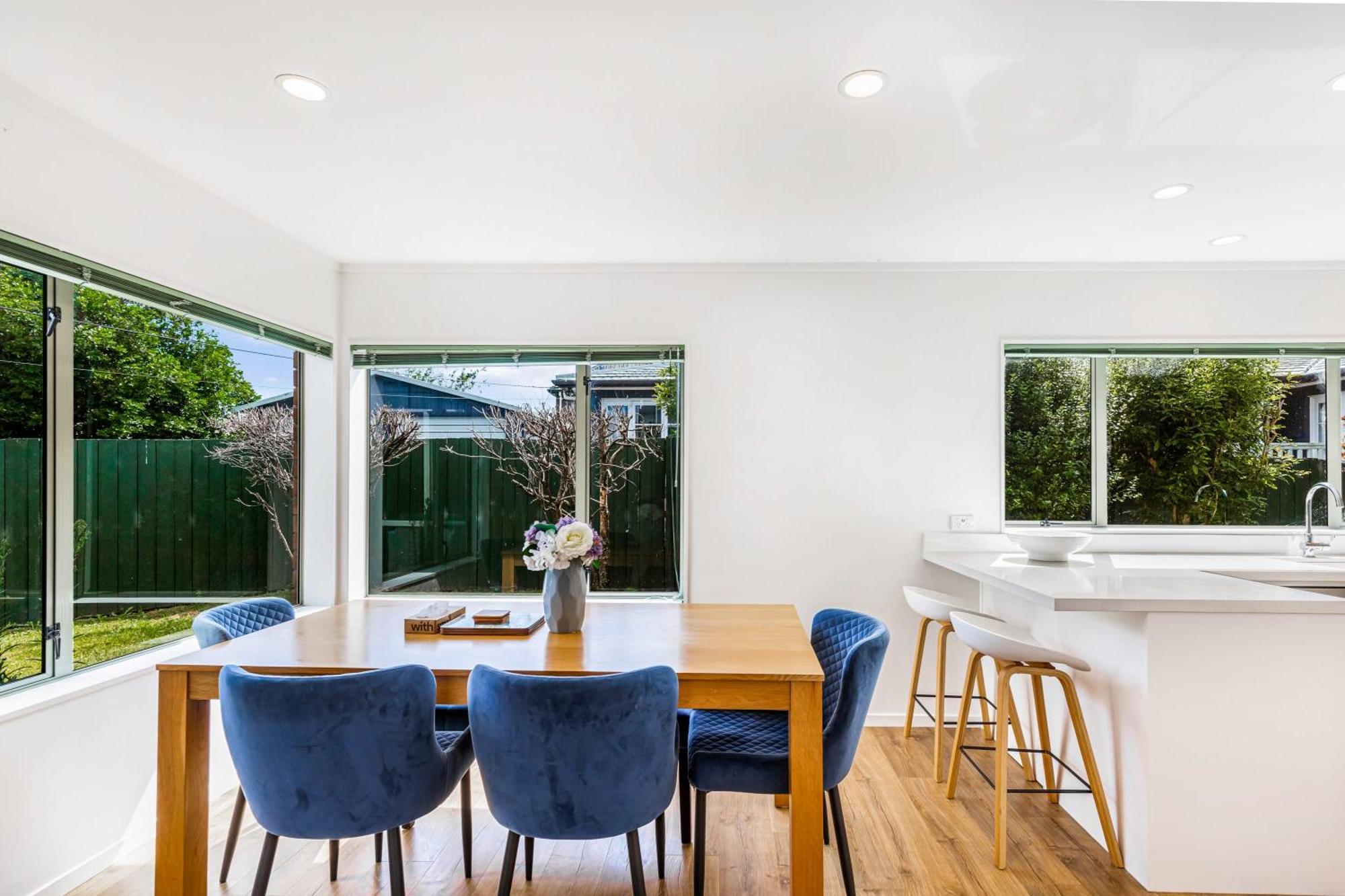 Private And Sunny 3-Bedroom Home With Parking Auckland Exteriér fotografie
